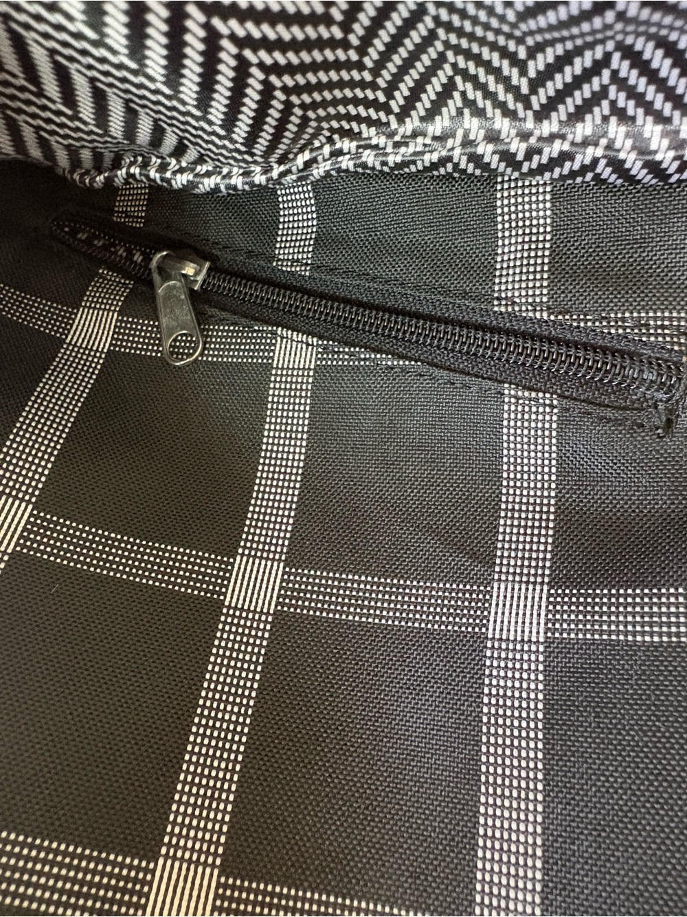 Ogio Plaid crossbody bag - Picture 9 of 12